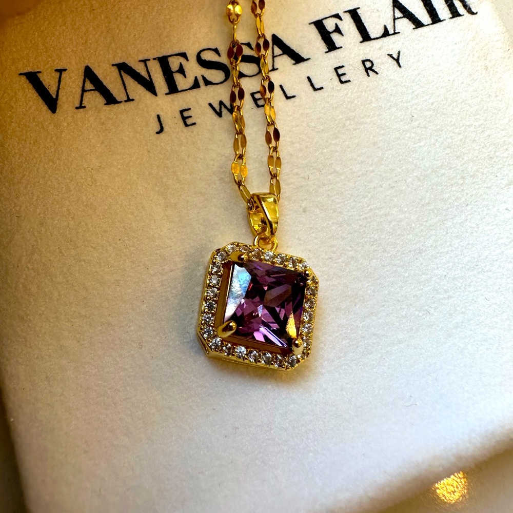 Vanessa Flair necklace very unique 18k gold plated CZ